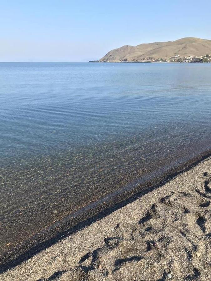 Guest House At The Lake Sevan Exterior photo